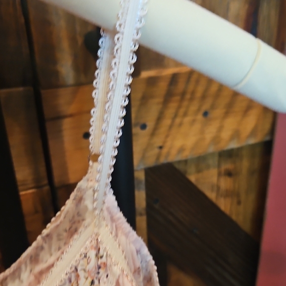 274 POL Soft Blush Lace-Trim Button Cami - Picture 5 of 12